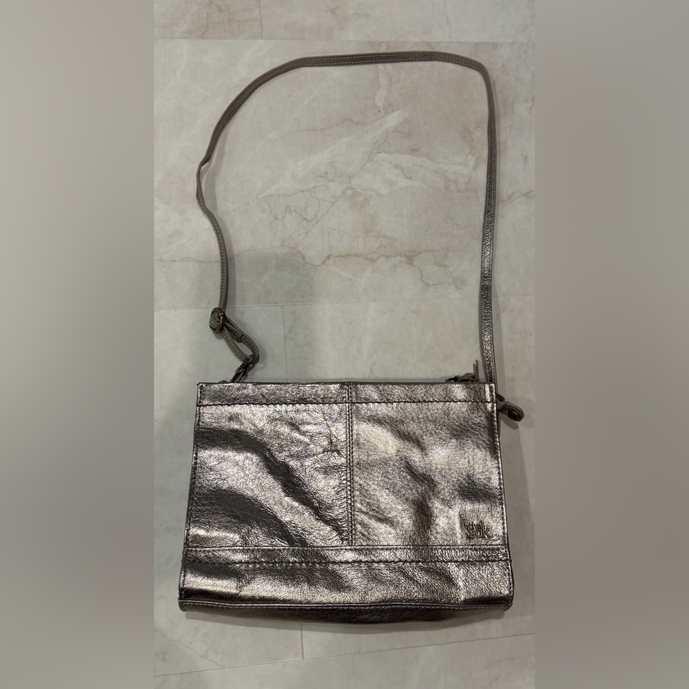 The Sak Iris Demi Clutch Pyrite Metallic Crossbody